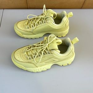 Fila low top chunky sneakers.